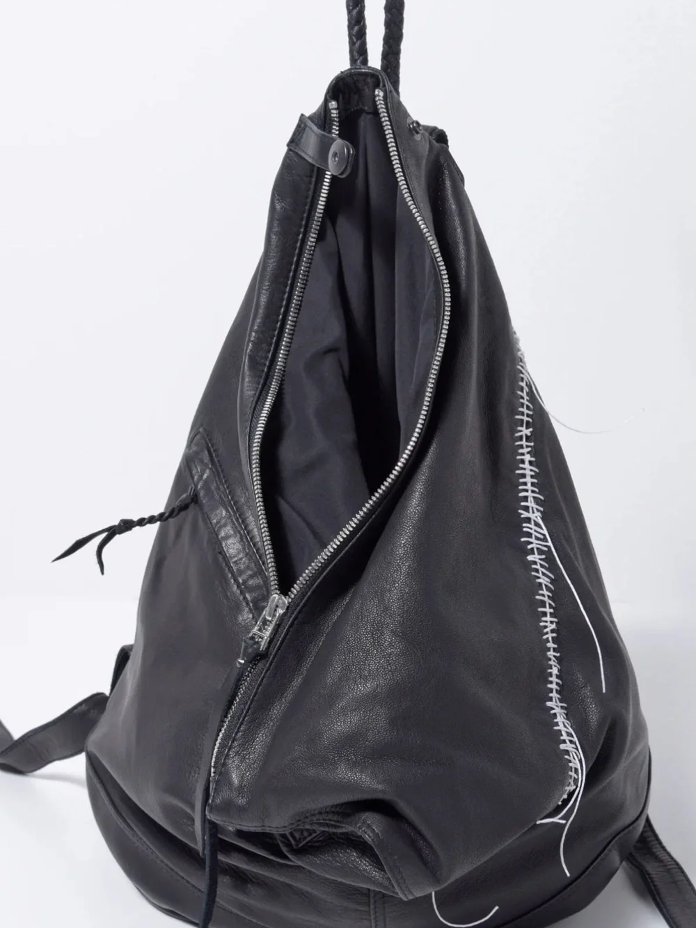 KmRii 2202-BG01 Hand Stitch Triangle Backpack